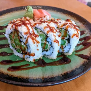 Asparagus tempura sushi, crunchy and delicious