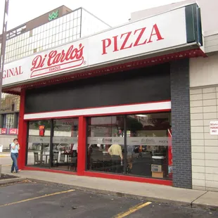 Downtown Wheeling's best pizza.