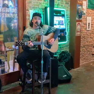 Live traditional Irish folk music