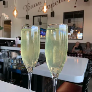 Limoncello Spritz