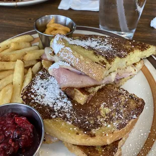 Monte Cristo Sandwich