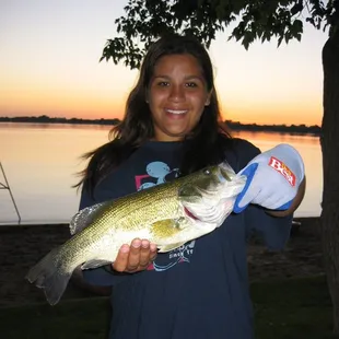 Kendra caught a nice Bass in Lake Florida