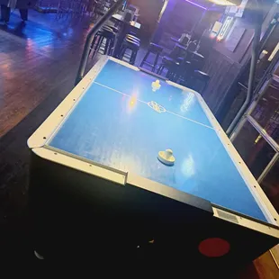 AIR HOCKEY!