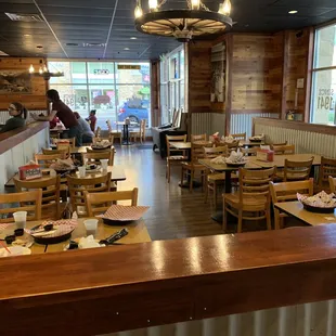 Filthy dining area.  Restaurant was not busy.