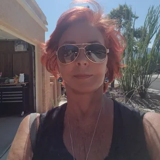 linda b.