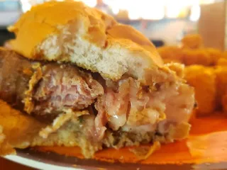 Bee Hive Barn & Grill