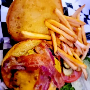 Bacon cheese burger