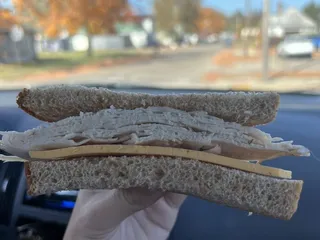 Tee Jays Drive Thru & Deli