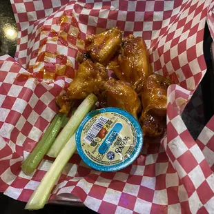 5 hot honey wings