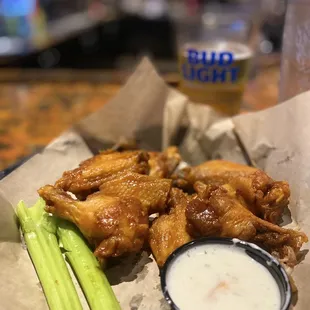 chicken wings and celery