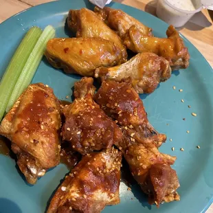 Half sauced wings
