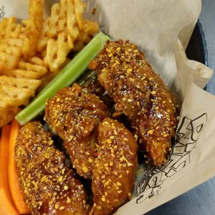 chicken wings and fried chicken, food