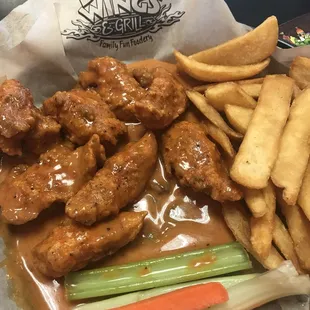 Huge boneless wings!!!