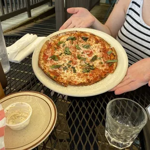 Flatbread margarita pizza