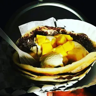 Nutella mango and vanilla ice cream CREPE