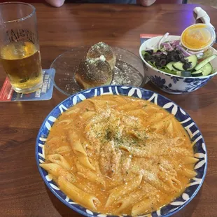 Penne ala Vodka Pasta Plate, garden salad, garlic knots and a beer!