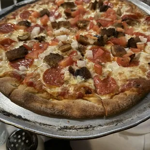 Mike&apos;s Pizza