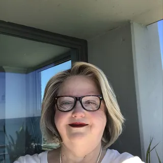 Kathy H.