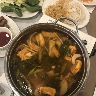 Thai Hot Pot