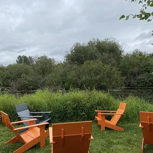 More outdoor seating, looking out towards Mercer Slough.