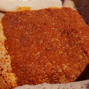 Miser wot ($13), vegan by default. Not bad. Heavy on the tomato paste.