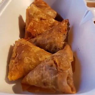 Sambusa with veggies ($8). Oily. Weird buttery flavor. Not inedible, but not great either.