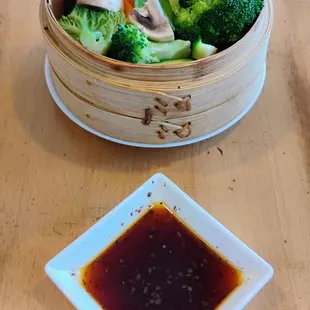 Steam Síde Veggie ($7.25) and dipping sauce   10-09-2024