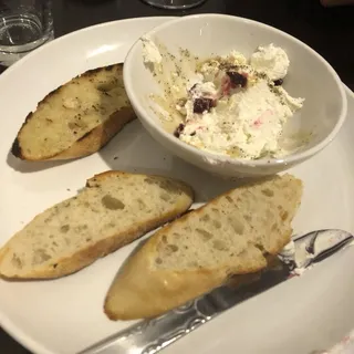 Fig and Goat Cheese Bruschetta
