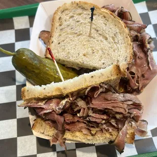 Hot Pastrami Sandwich