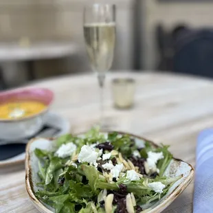 DTR salad and Prosecco