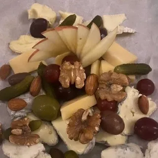 Large Three Cheeses and Three Salumi