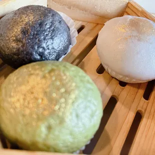 Gold and Green Tea Custard Lava Buns