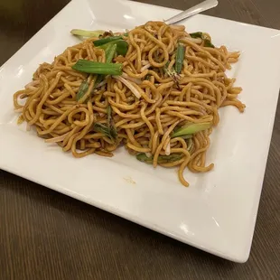 Chicken Lo Mein