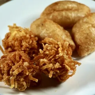 Shrimp balls Crispy sticky rice with chicken