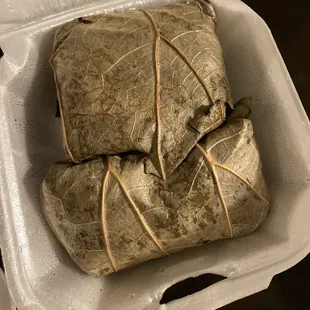 Stuffed sticky rice with chicken