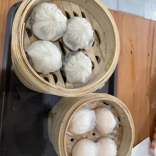 4 orders of har how and 2 orders of Shanghai dumplings