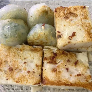 27. Pan-Fried Turnip Cake with Pork