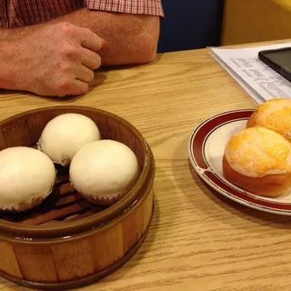 Steamed Sweet Cream Bun