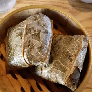 Sticky Rice in Lotus Leaf