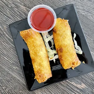 Crispy Chicken Egg Rolls