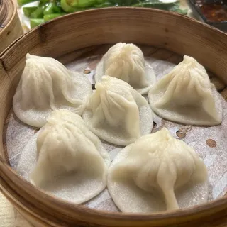Spicy Steamed Soup Dumpling (Xiao Long Bao)