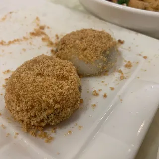 Steamed Black Sesame Ball