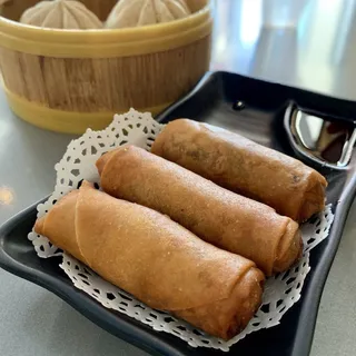 21. Vegetarian Spring Rolls