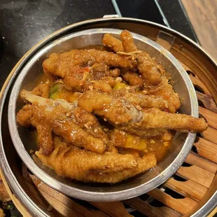 a bowl of fried chicken