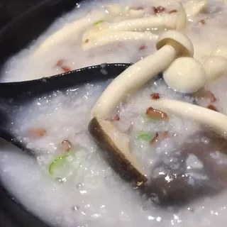 Mixed Mushroom And Red Rice Congee