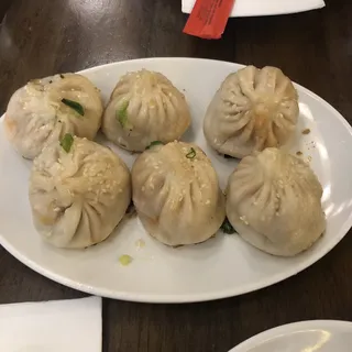 Spicy Pan Fried Pork Soup Dumplings (6)