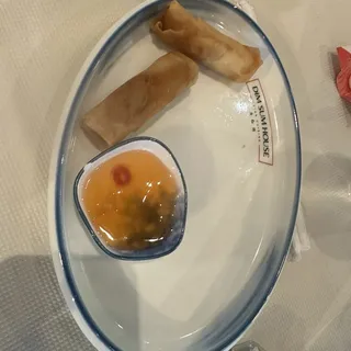 Crispy Vegetable Egg Rolls