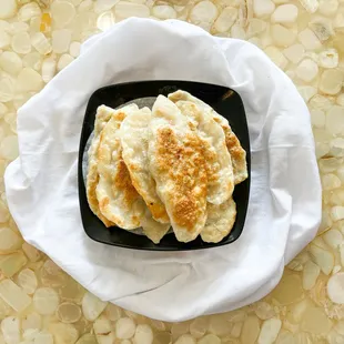 Chicken Pot Sticker(8)