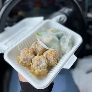 Siu mai &amp; Pea sprout w/ shrimp dumplings