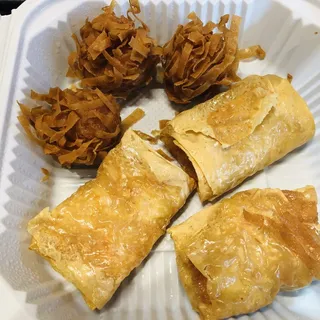 19. Fried Shrimp Balls/